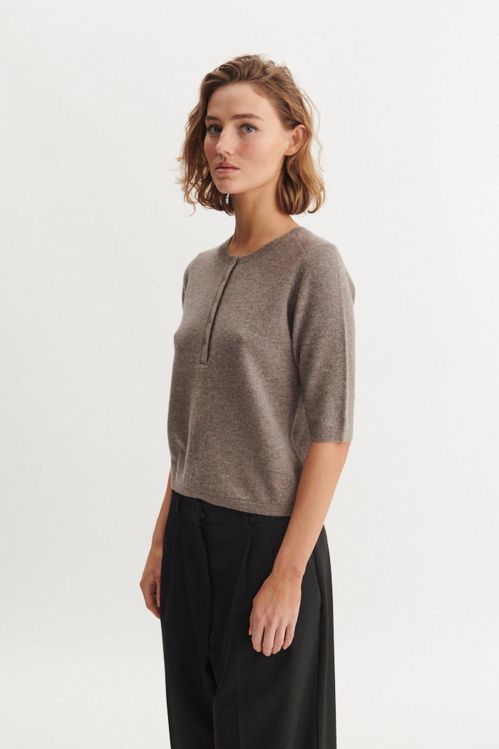 Basic Apparel Selem Granddad Tee Sweaters 833 Portobella